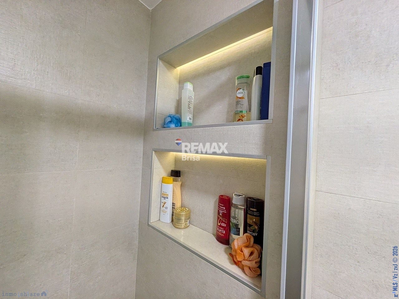 3 chambre Maison de Ville à vendre à Torrox-Costa avec piscine - 599 000 € (Ref: 9347685)