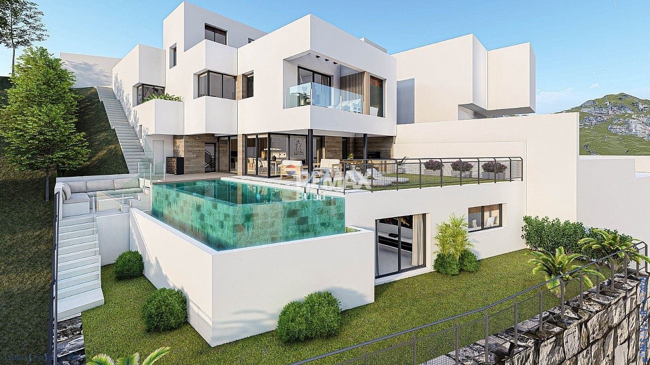 Building Plot for sale in Torrox-Costa - € 230,000 (Ref: 9347686)