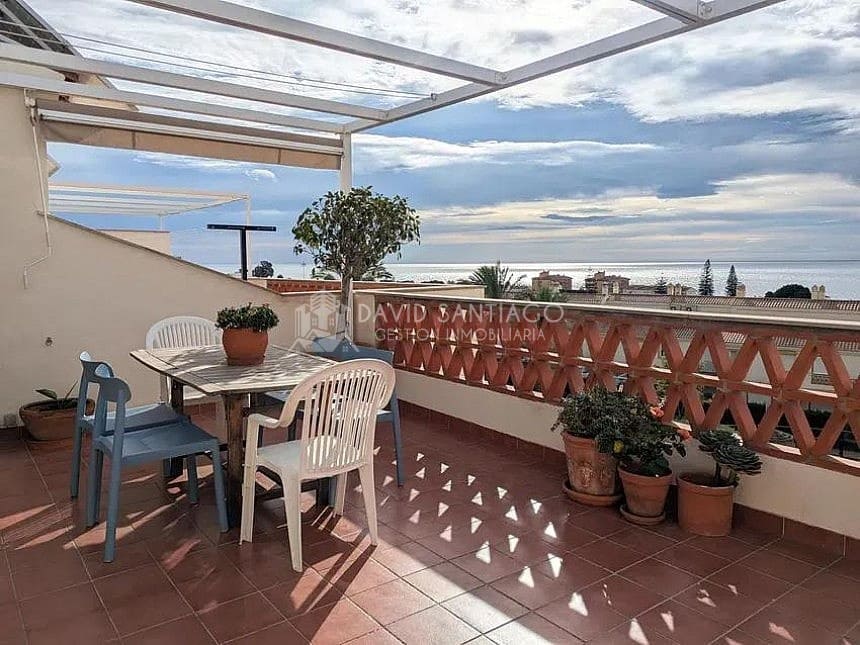 4 slaapkamer Villa te koop in Rincon de la Victoria met zwembad garage - € 525.000 (Ref: 9363403)