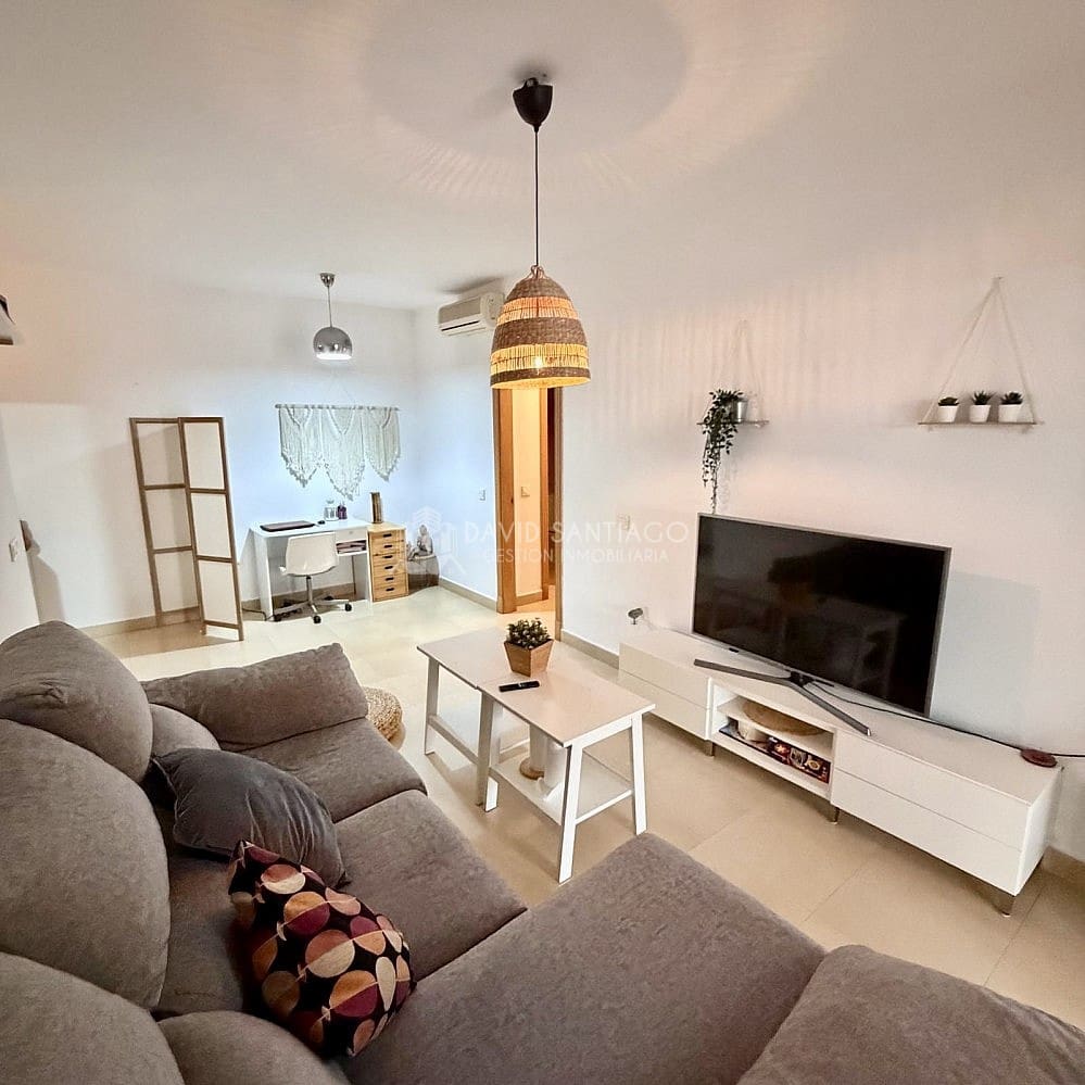 2 soverom Leilighet til salgs i Caleta de Velez med svømmebasseng - € 390 000 (Ref: 9400032)