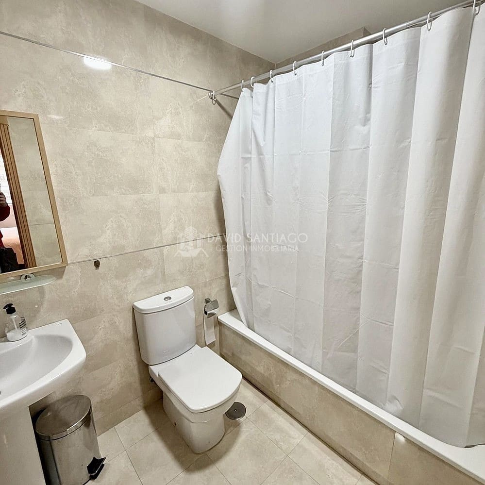 2 soverom Leilighet til salgs i Caleta de Velez med svømmebasseng - € 390 000 (Ref: 9400032)