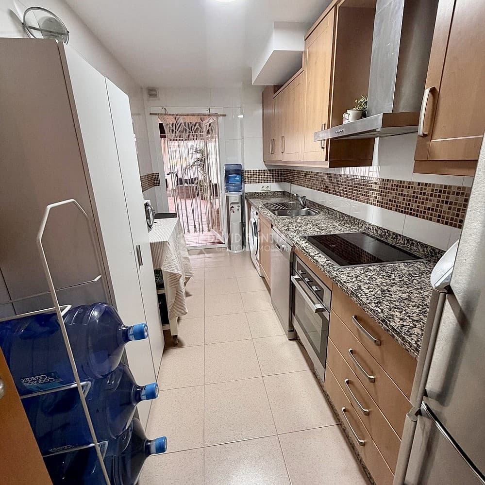 2 soverom Leilighet til salgs i Caleta de Velez med svømmebasseng - € 390 000 (Ref: 9400032)