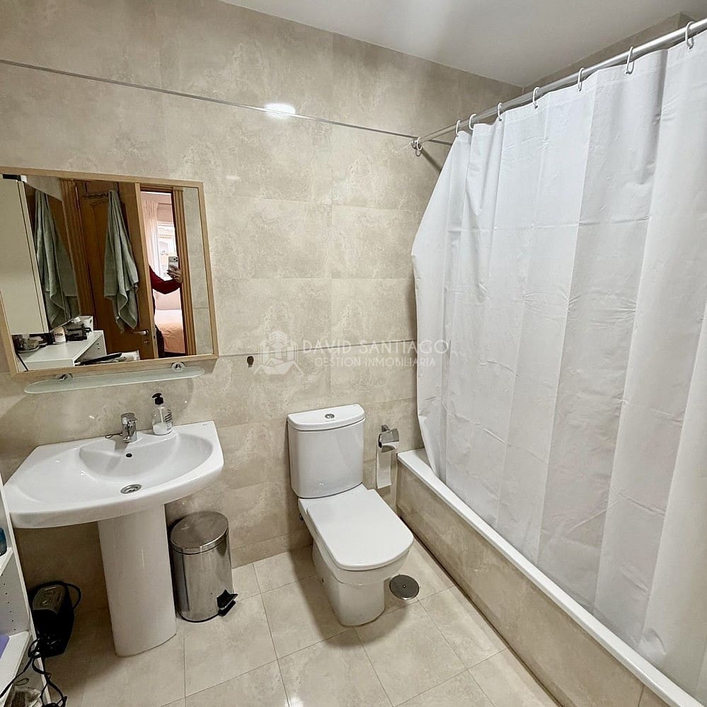 2 soverom Leilighet til salgs i Caleta de Velez med svømmebasseng - € 390 000 (Ref: 9400032)