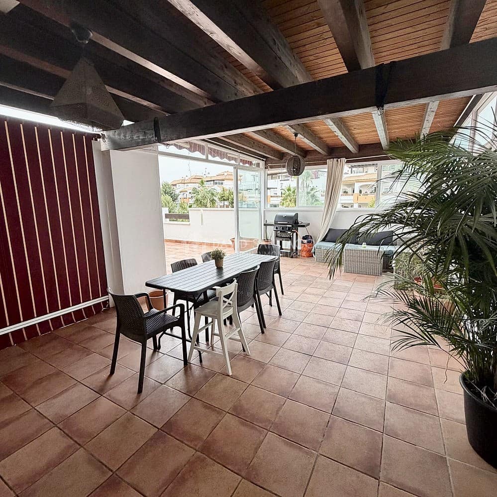 2 soverom Leilighet til salgs i Caleta de Velez med svømmebasseng - € 390 000 (Ref: 9400032)