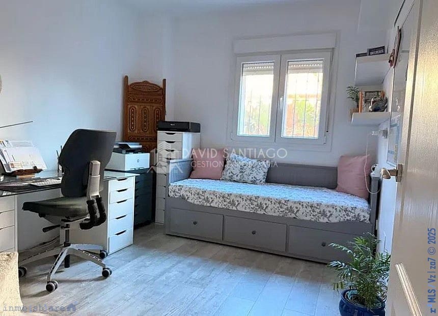 4 sypialnia Apartament na sprzedaż w La Cala del Moral z basenem - 415 000 € (Ref: 9447167)