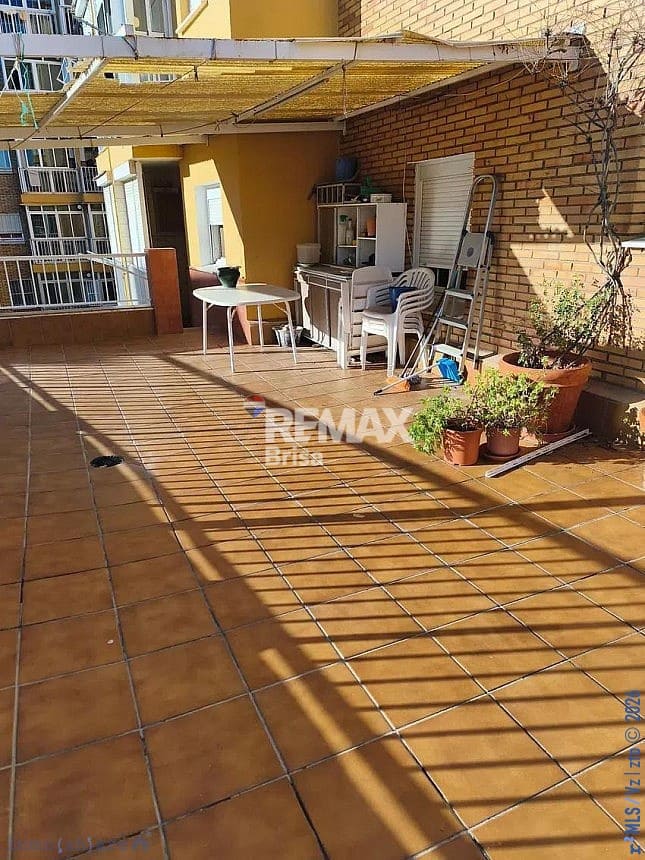 4 soveværelse Lejlighed til salg i Malaga by - € 415.000 (Ref: 9454788)