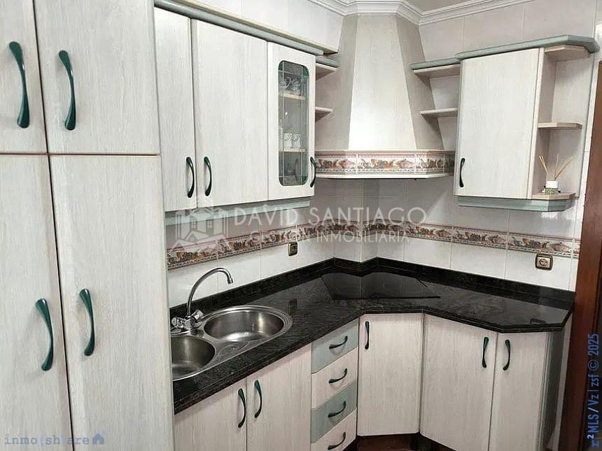 3 bedroom Apartment for sale in Malaga city - € 350,000 (Ref: 9454790)