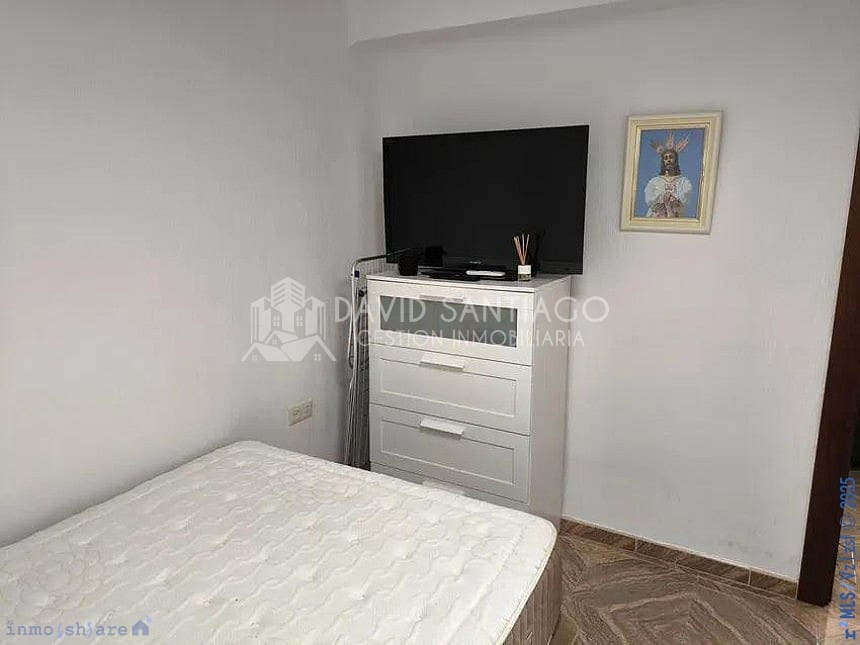 3 bedroom Apartment for sale in Malaga city - € 350,000 (Ref: 9454790)