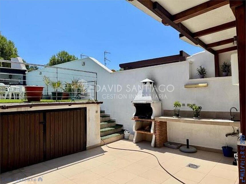 3 Zimmer Haus zu verkaufen in Malaga Stadt mit Pool Garage - 525.000 € (Ref: 9454791)