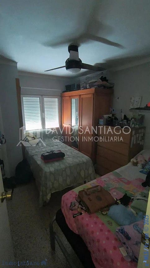 3 soveværelse Lejlighed til salg i Malaga by med garage - € 275.000 (Ref: 9481401)