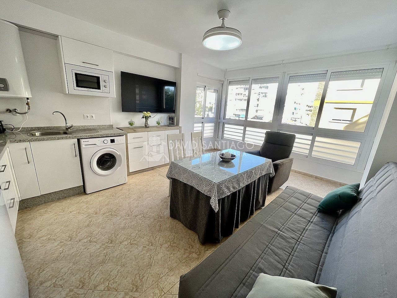 2 bedroom Apartment for sale in Torre del Mar with pool - € 249,900 (Ref: 9495134)