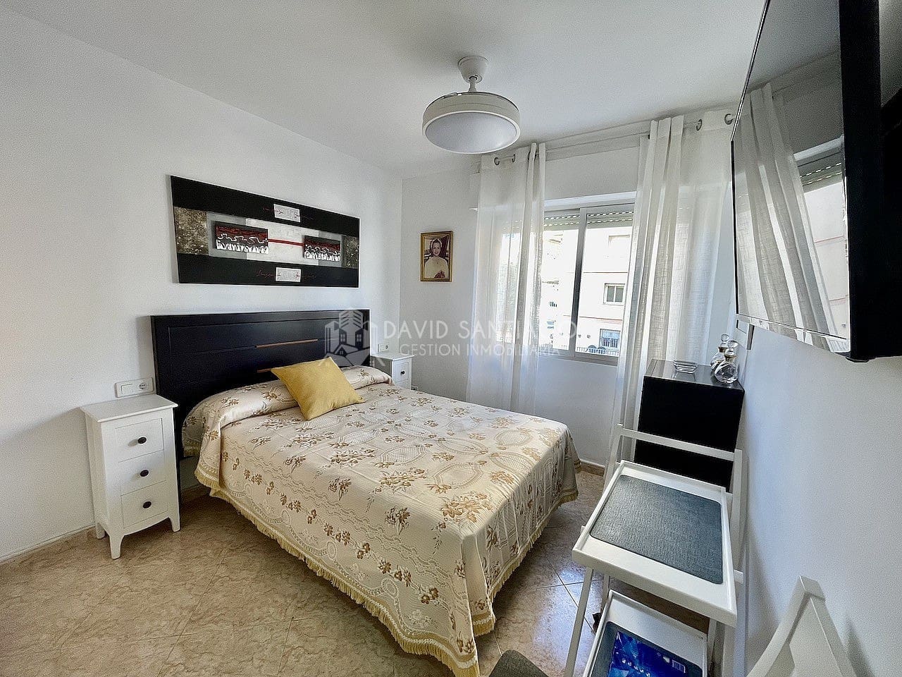 2 bedroom Apartment for sale in Torre del Mar with pool - € 249,900 (Ref: 9495134)