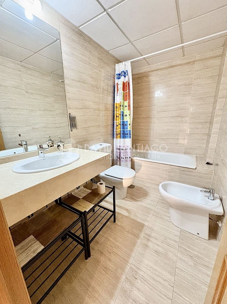 2 bedroom Apartment for sale in Torre del Mar - € 265,000 (Ref: 9506907)