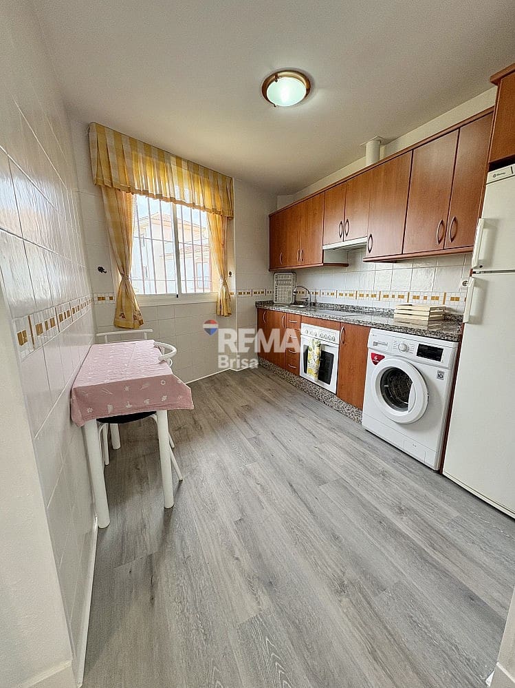 2 makuuhuone Huoneisto vuokrattavana paikassa Torrox-Costa - 950 € (Ref: 9541814)
