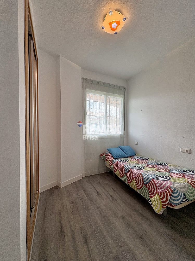 2 makuuhuone Huoneisto vuokrattavana paikassa Torrox-Costa - 950 € (Ref: 9541814)
