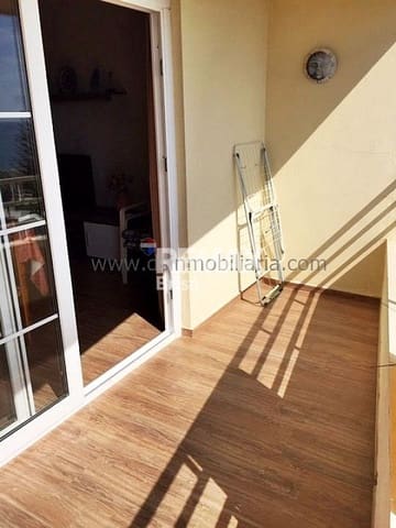 3 bedroom Apartment for rent in Torre del Mar, Vélez-Málaga - € 900 (Ref: 9558877)