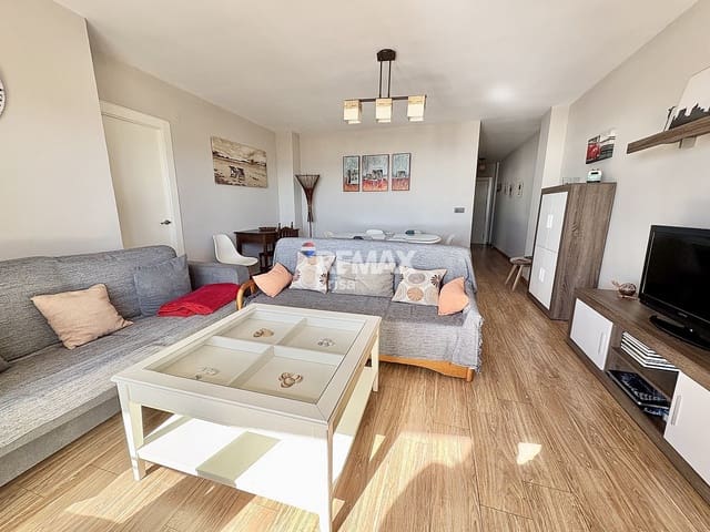 3 Zimmer Apartment zu vermieten in Torre del Mar, Vélez-Málaga - 900 € (Ref: 9558877)