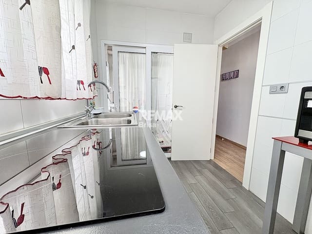 3 Zimmer Apartment zu vermieten in Torre del Mar, Vélez-Málaga - 900 € (Ref: 9558877)