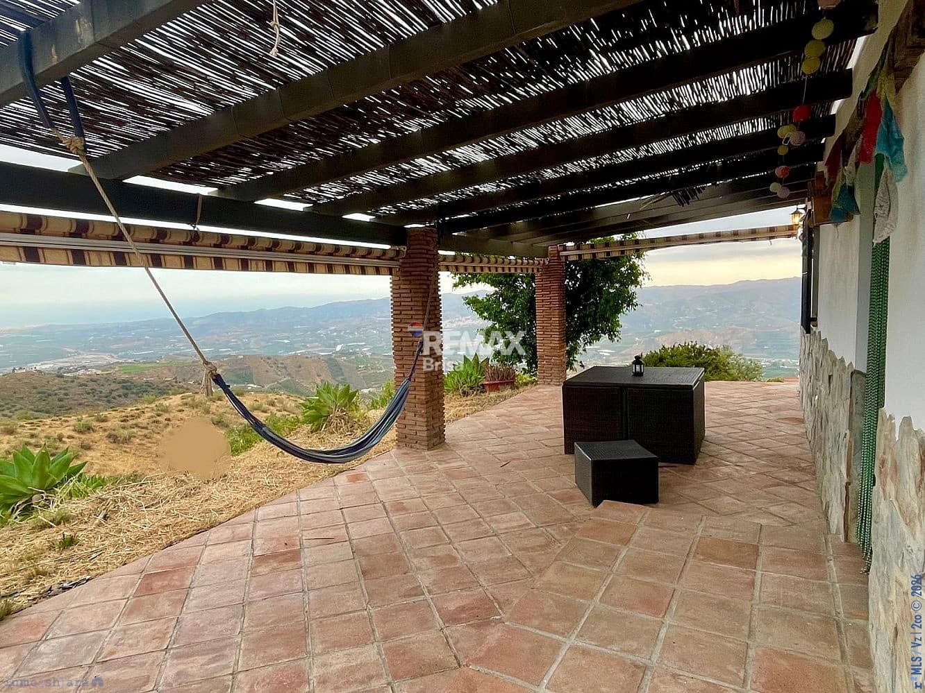 2 Zimmer Haus zu verkaufen in Velez-Malaga mit Pool - 420.000 € (Ref: 9559154)