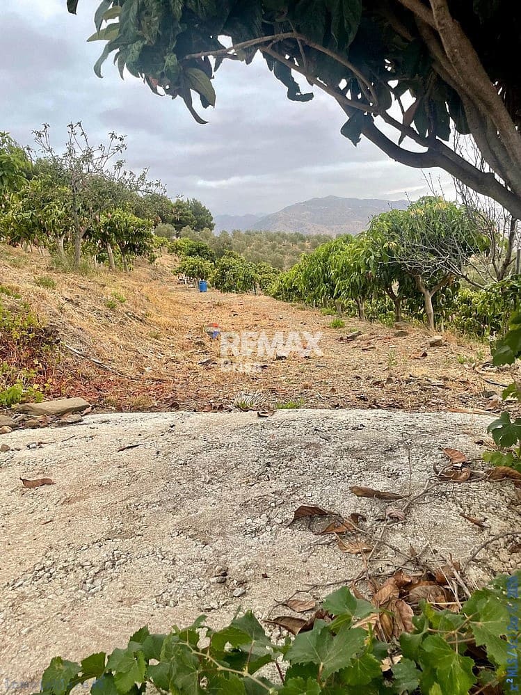 2 Zimmer Haus zu verkaufen in Velez-Malaga mit Pool - 420.000 € (Ref: 9559154)