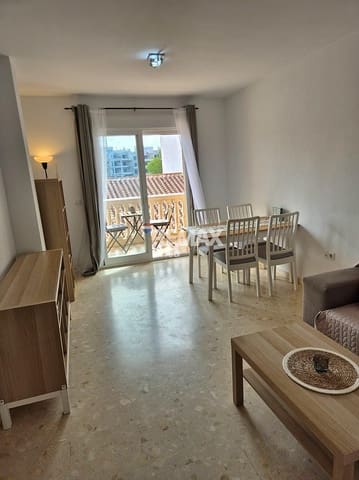 Lejlighed til leje i El Morche, Torrox med garage - € 850 (Ref: 9564255)