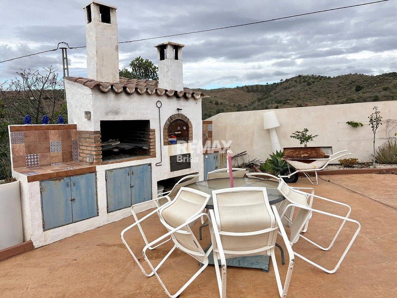 4 sypialnia Willa na sprzedaż w Almayate z basenem - 470 000 € (Ref: 9568469)