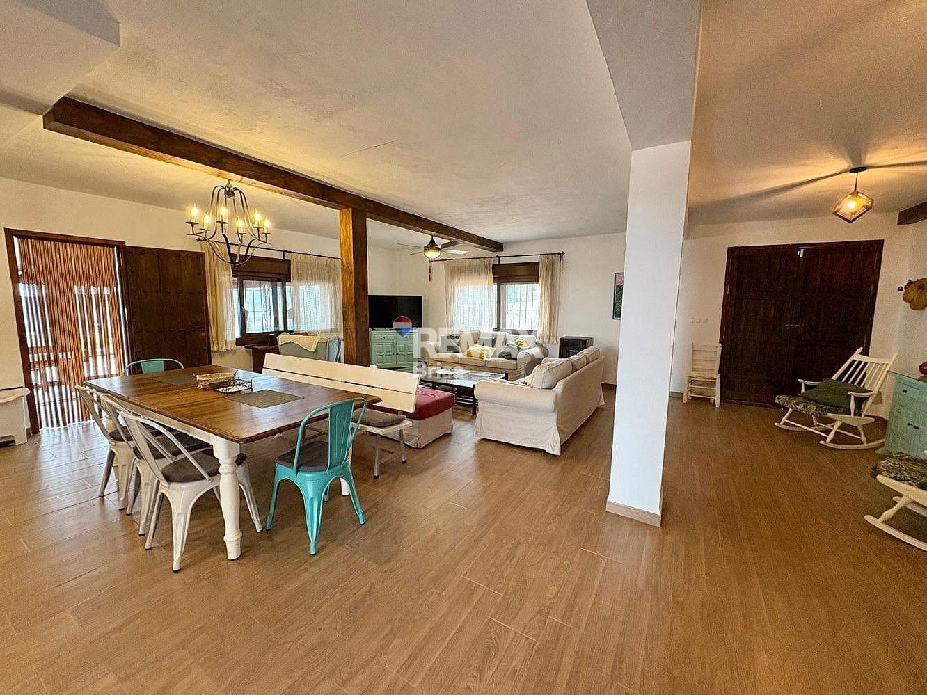 4 sypialnia Willa na sprzedaż w Almayate z basenem - 470 000 € (Ref: 9568469)