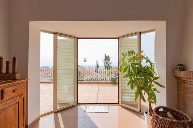 6 quarto Moradia para venda em Torre del Mar, Vélez-Málaga - 975 000 € (Ref: 9568482)