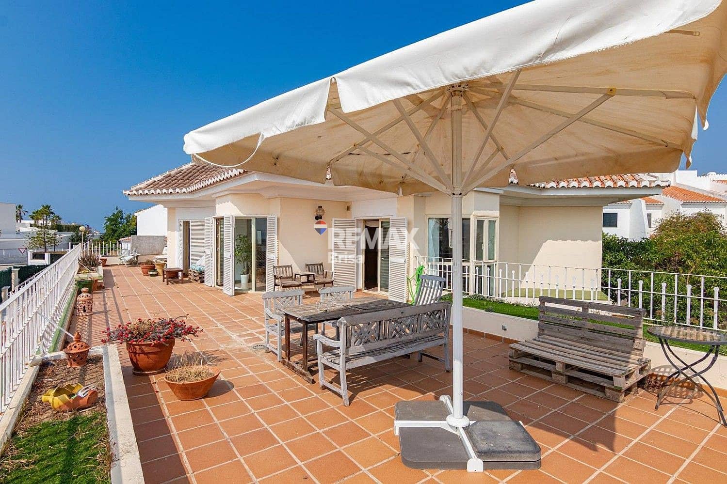 6 quarto Moradia para venda em Torre del Mar - 975 000 € (Ref: 9568482)