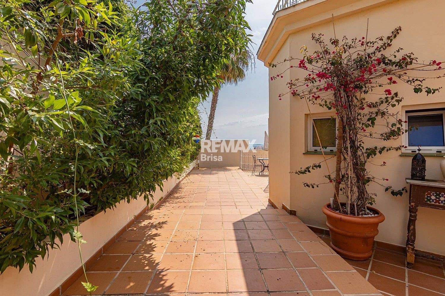 6 quarto Moradia para venda em Torre del Mar - 975 000 € (Ref: 9568482)