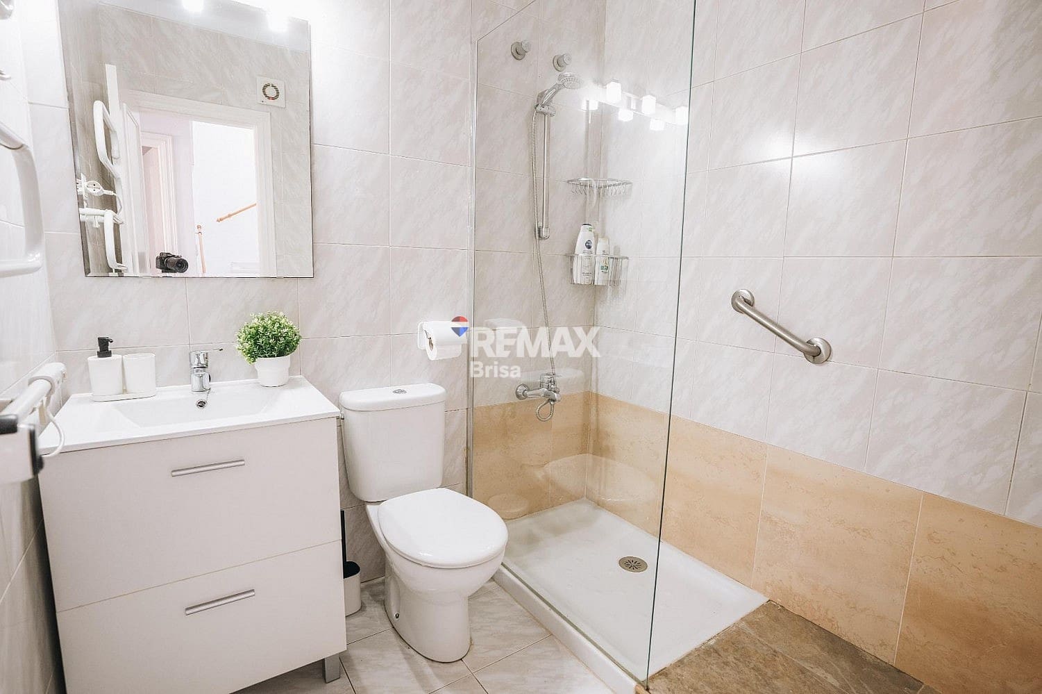 Adosado en Benajarafe en alquiler con garaje - 1.400 € (Ref: 9574891)