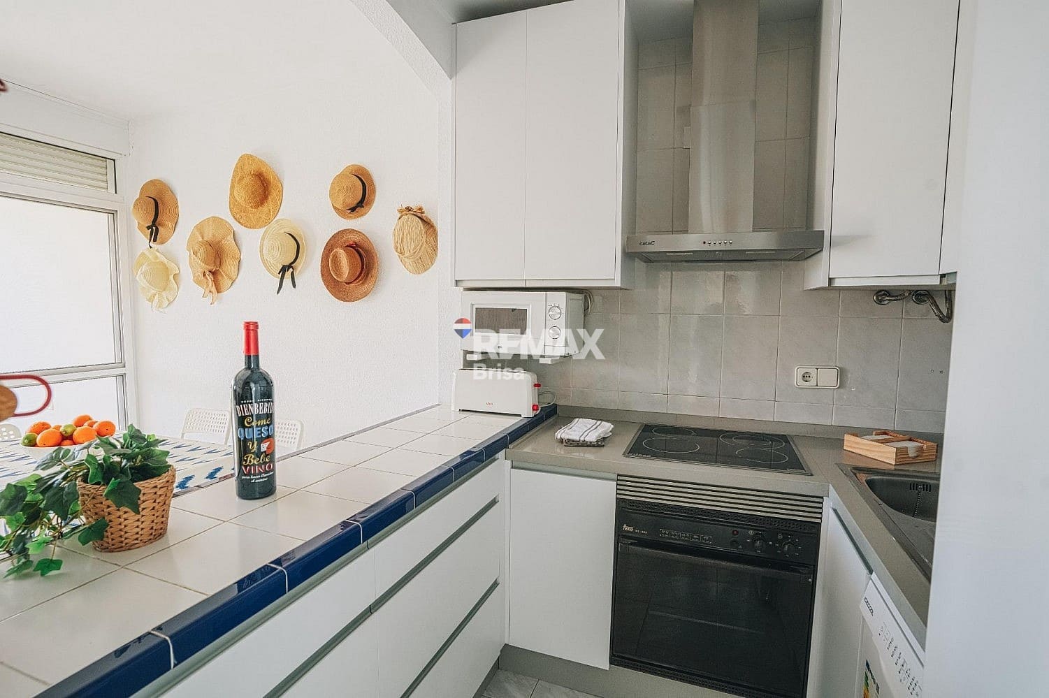 Adosado en Benajarafe en alquiler con garaje - 1.400 € (Ref: 9574891)