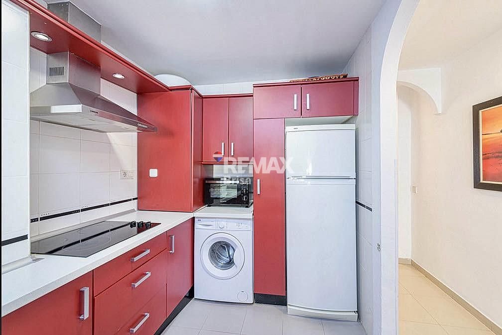 2 soverom Leilighet til salgs i Torre de Benagalbon med garasje - € 360 000 (Ref: 9574892)