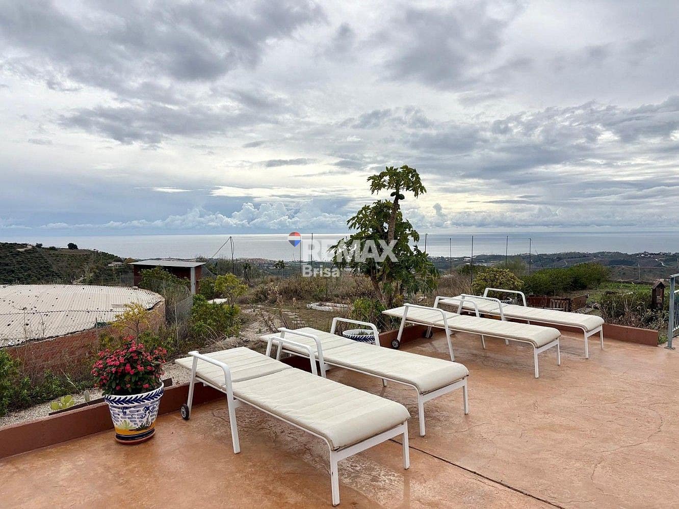 4 soverom Finca/Herregård til salgs i Almayate med svømmebasseng - € 460 000 (Ref: 9585093)