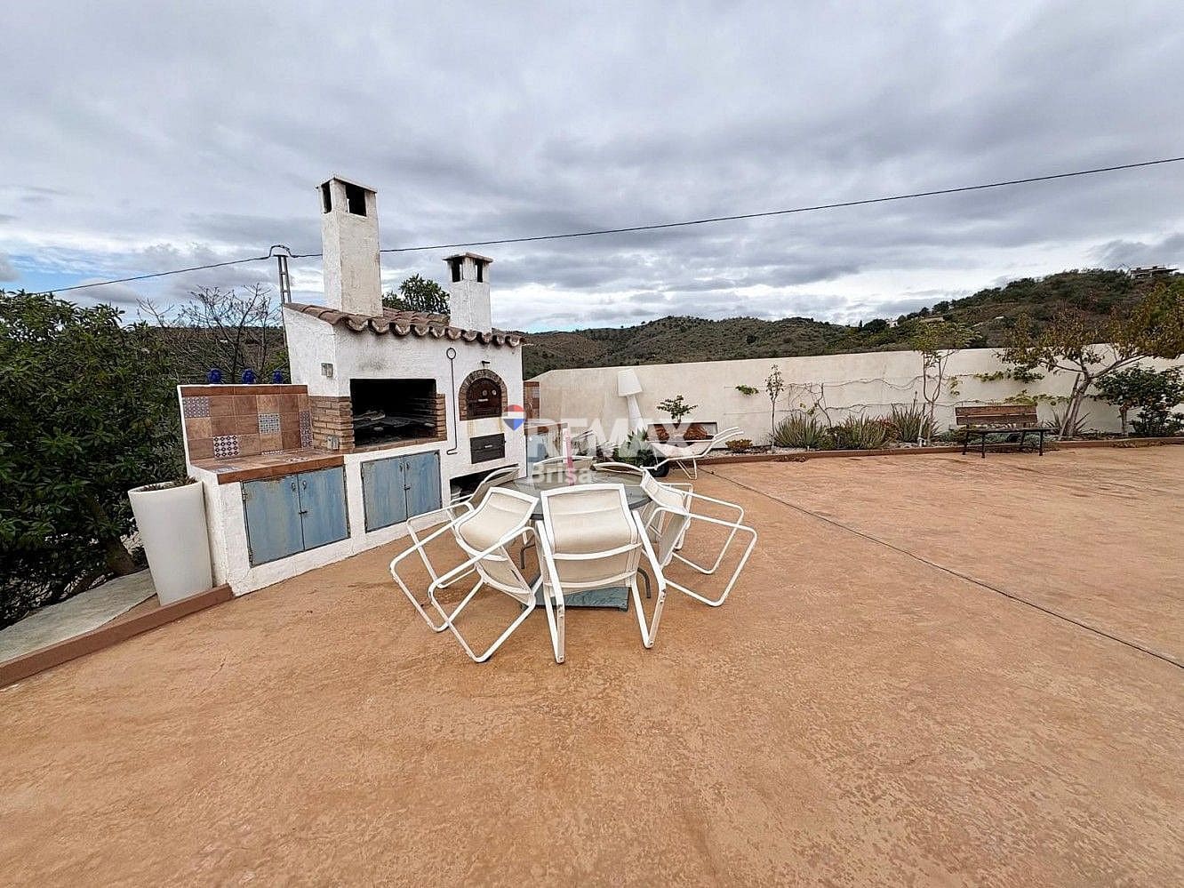 4 soverom Finca/Herregård til salgs i Almayate med svømmebasseng - € 460 000 (Ref: 9585093)