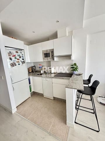 Appartement te huur in Rincón de la Victoria met zwembad garage - € 1.100 (Ref: 9585094)