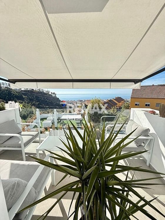 Appartement te huur in Rincon de la Victoria met zwembad garage - € 1.100 (Ref: 9585094)