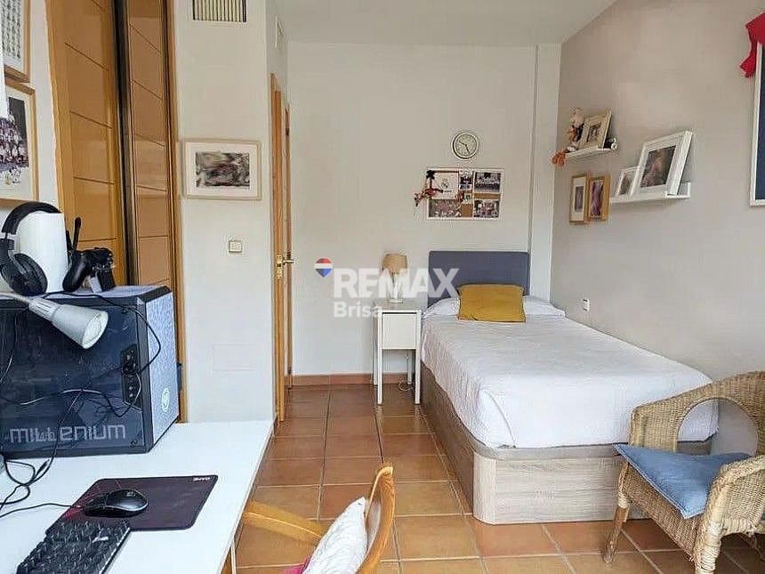 4 sypialnia Willa na sprzedaż w Rincon de la Victoria z basenem garażem - 525 000 € (Ref: 9585095)