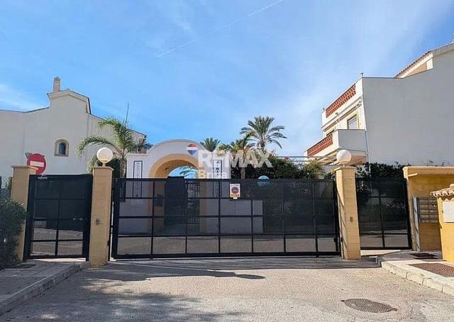 4 sypialnia Willa na sprzedaż w Rincón de la Victoria z basenem garażem - 525 000 € (Ref: 9585095)