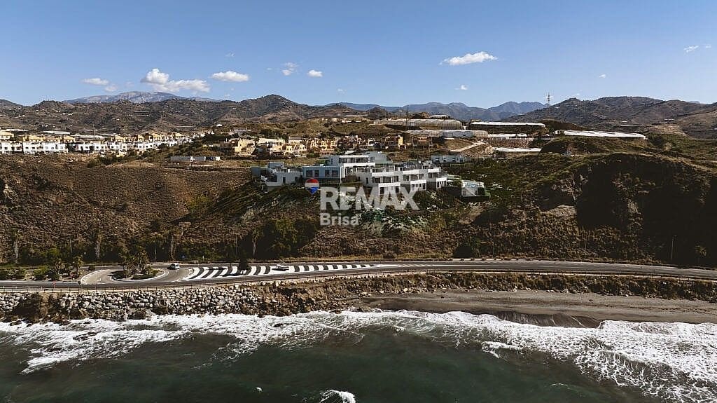 3 chambre Villa/Maison à vendre à Torrox avec piscine - 388 000 € (Ref: 9587901)