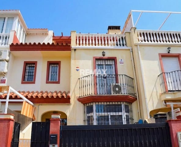 2 camera da letto Villetta a Schiera in vendita in Almayate, Vélez-Málaga con piscina garage - 362.700 € (Rif: 9587904)