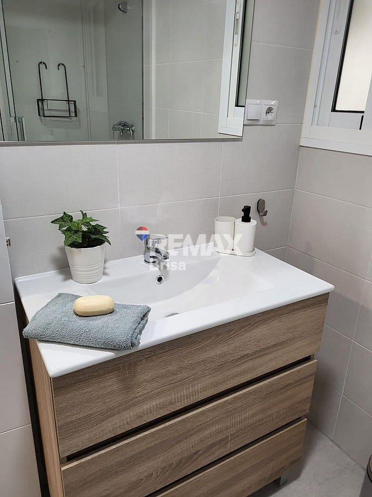 Apartment for rent in Malaga city - € 1,500 (Ref: 9591707)