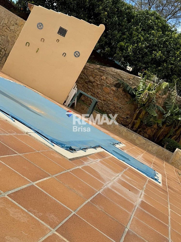 Villa for rent in Venta Baja - € 1,600 (Ref: 9593194)