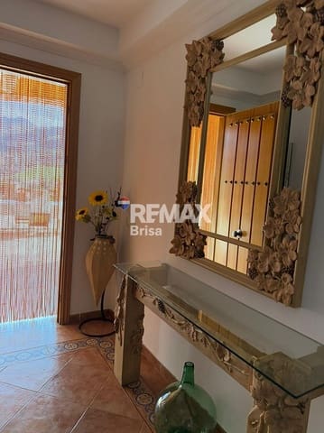 Villa for rent in Venta Baja, Alcaucín - € 1,600 (Ref: 9593194)