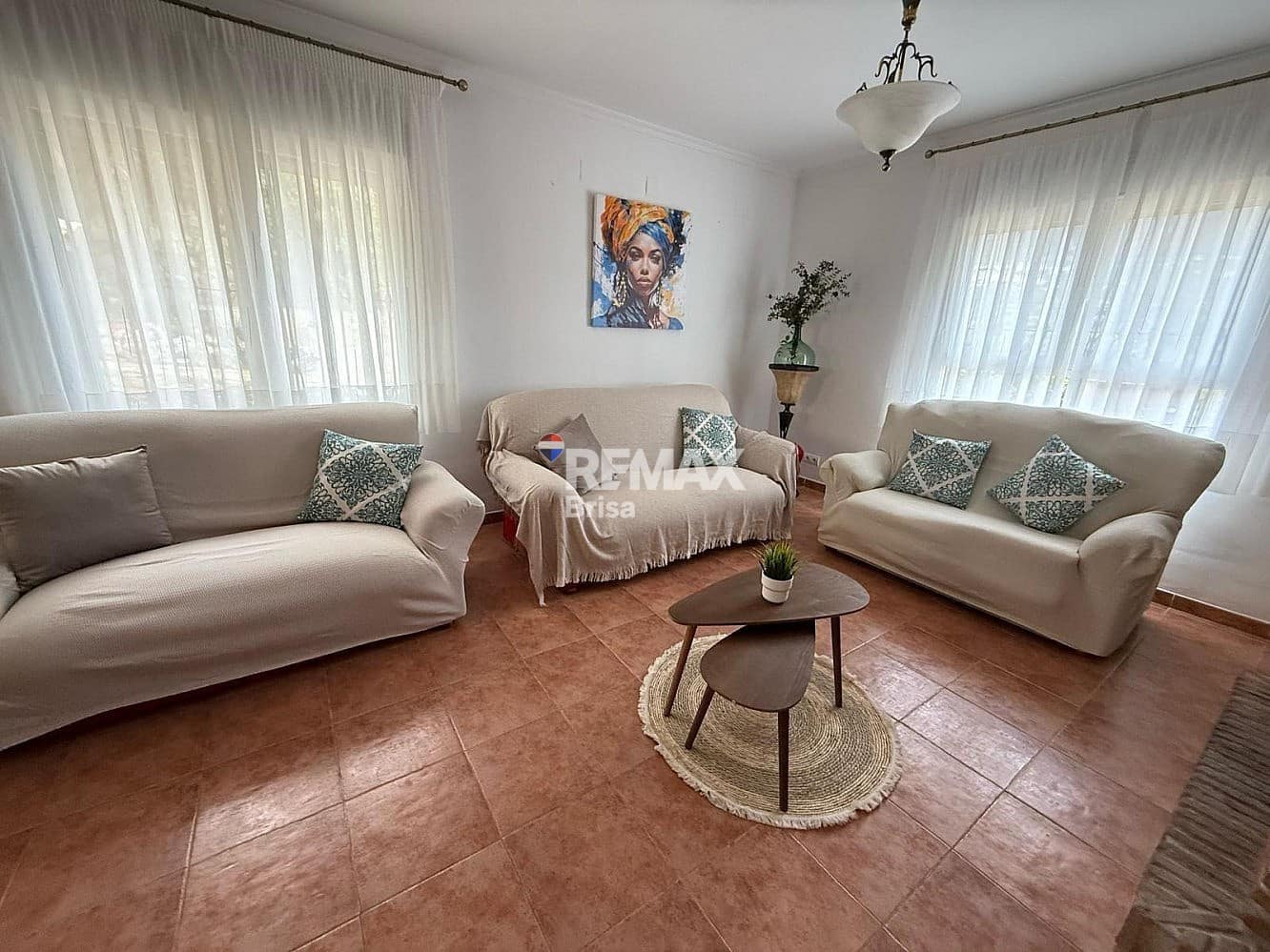 Villa for rent in Venta Baja - € 1,600 (Ref: 9593194)
