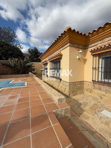 Villa for rent in Venta Baja, Alcaucín - € 1,600 (Ref: 9593194)