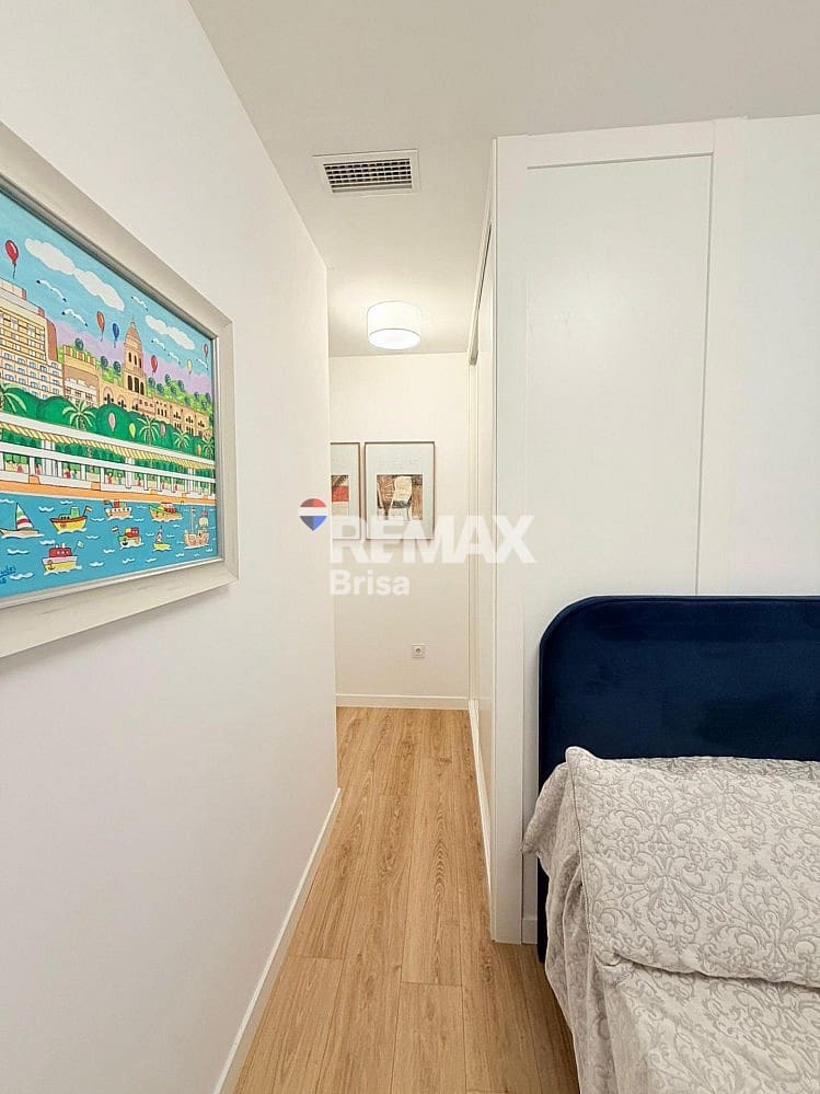 Apartment for rent in Caleta de Velez - € 1,000 (Ref: 9596492)