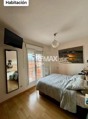 Apartment zu vermieten in Rincón de la Victoria mit Garage - 1.150 € (Ref: 9596496)