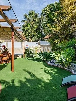 Villa/Maison à louer à Benajarafe avec piscine - 3 800 € (Ref: 9596498)