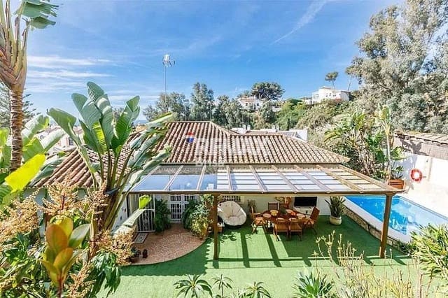 Villa/Maison à louer à Benajarafe, Vélez-Málaga avec piscine - 3 800 € (Ref: 9596498)